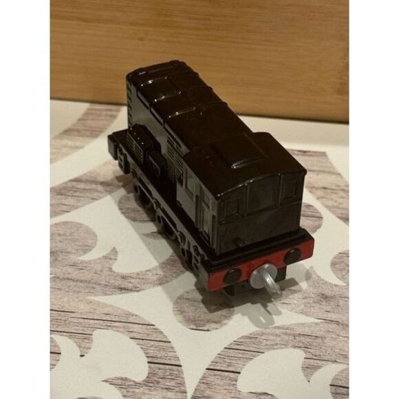 Thomas the Tank Engine / Friends / Train / Diecast Diesel the Tank Engine Tram - Picture 3 of 5